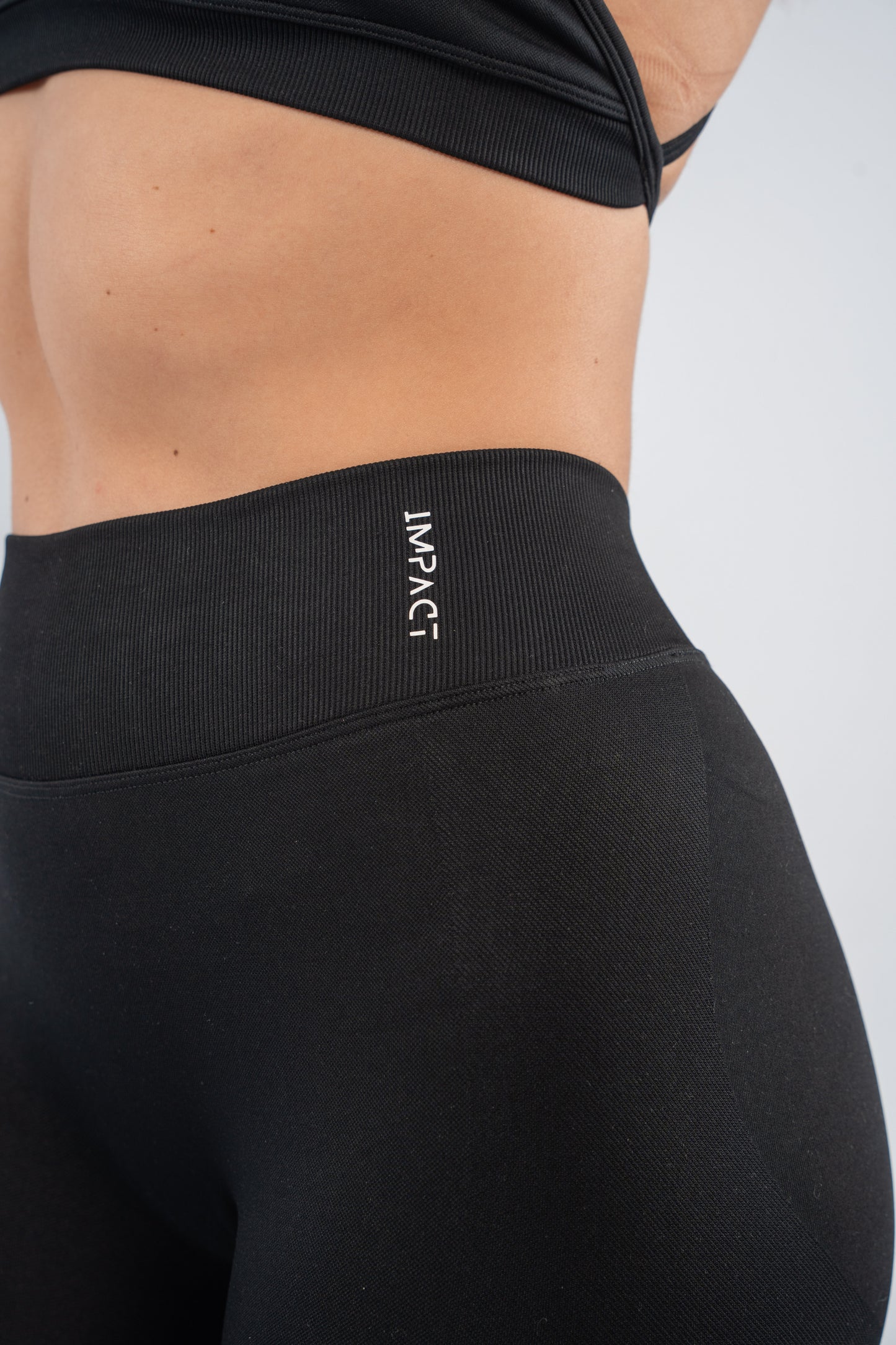 DRIVE V back leggings